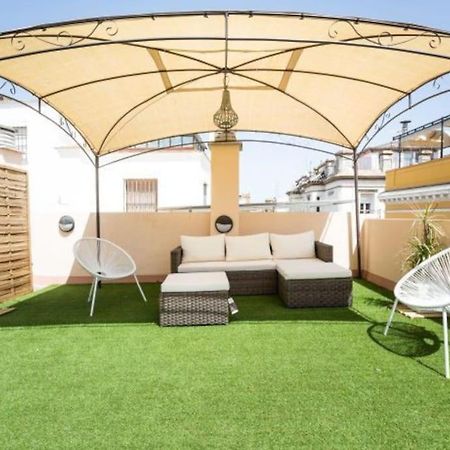 Esse Atico. Precioso Atico Con Terraza En Pleno Centro Apartment Seville Exterior photo